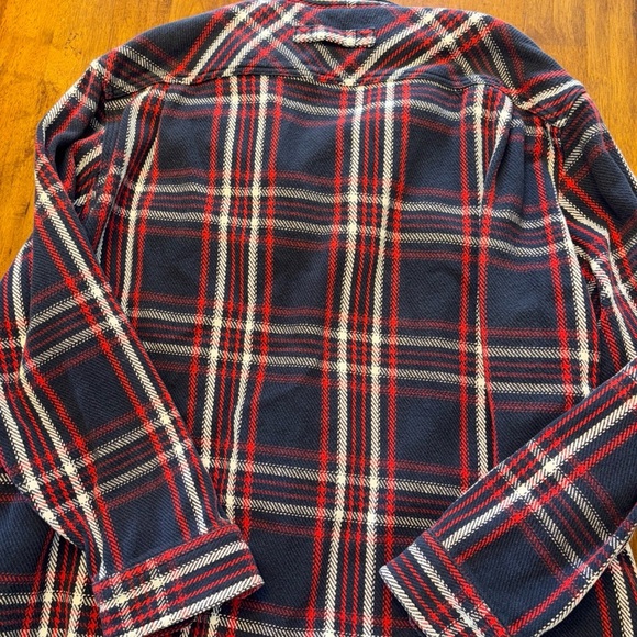 Duluth Trading Co Men's heavyweight blanket Red Plaid shirt never worn - Picture 4 of 7